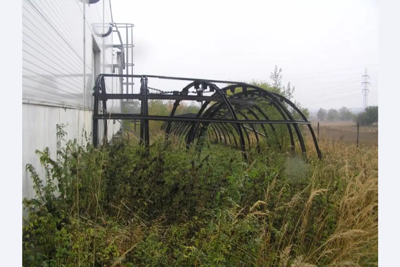 Stavus Technologie, s.r.o / DCT interier s.r.o.
-1